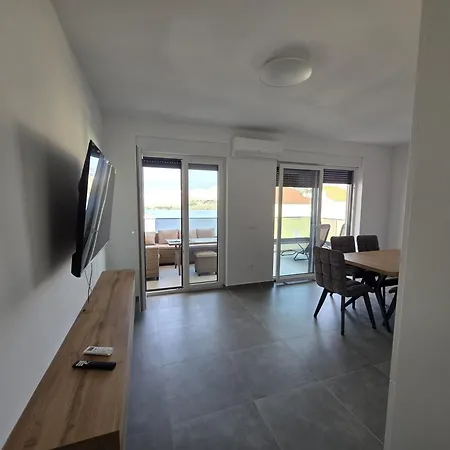 Apartament Naranda With Terace And Sea View Pag Town