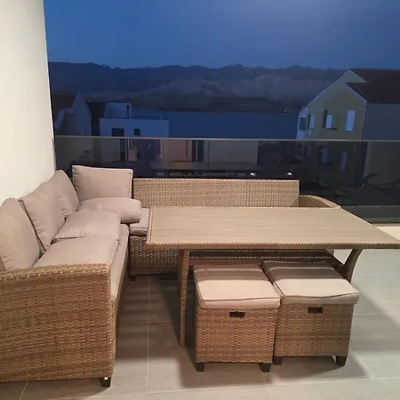 Apartament Naranda With Terace And Sea View Pag Town