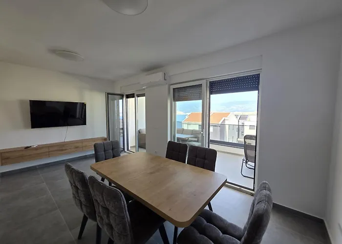 Naranda Apartment Pag Town